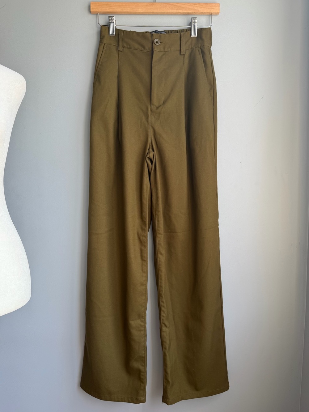 Urban Outfitters Olive Green Wide-Leg Chinos